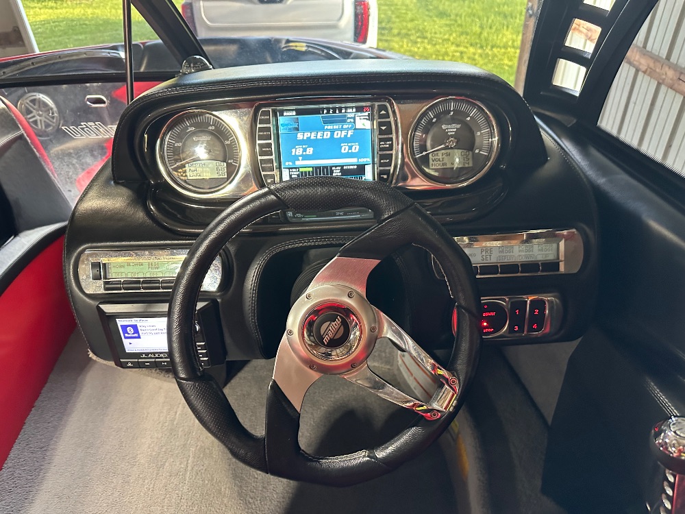 2009 Malibu Wakesetter 23LSV Icon